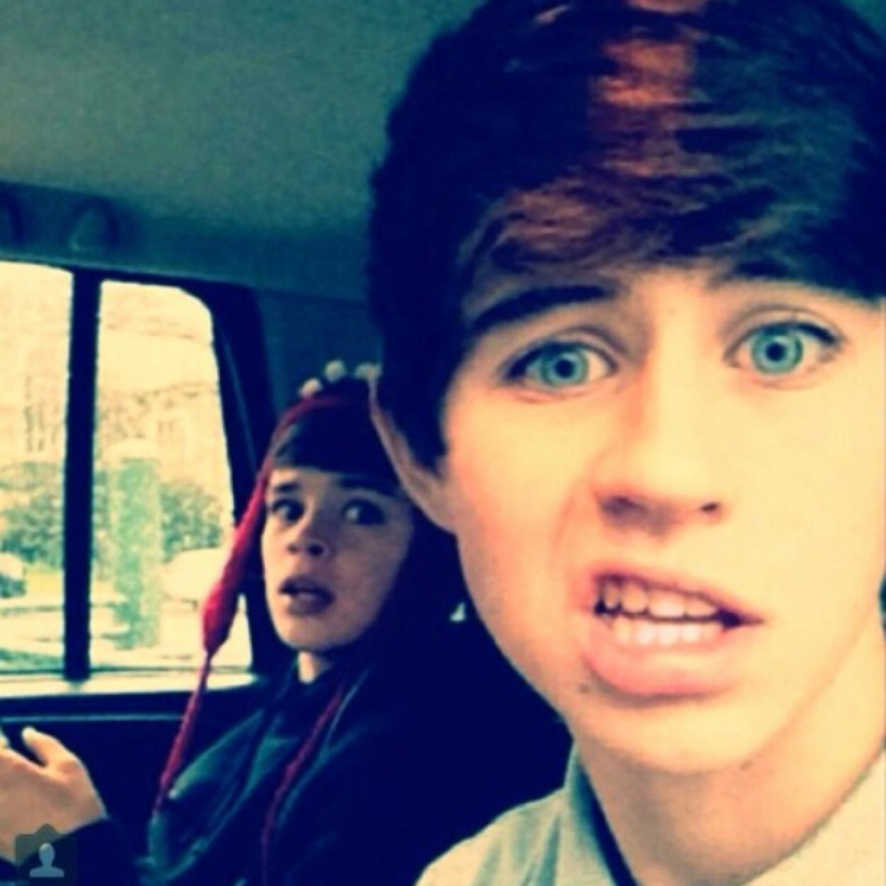 I just gave you a free follow so please go follow my main @SweetbabyHayes_