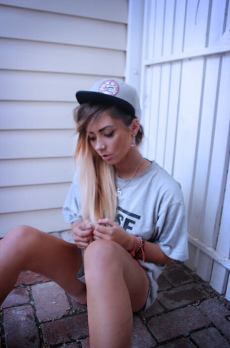 ExieHevner's profile picture. 21 y/o, engineering student, owner of Fatyyn Shopaholic Shoppe,part time blogger of FatinAziz's Belog #Twihearts #TeamEdward..