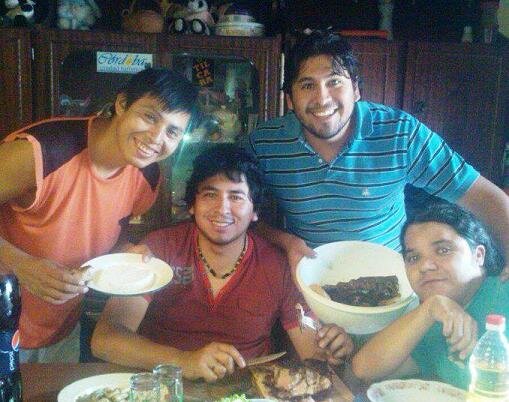 No esperes los buenos momentos para ser FELIZ... sé FELIZ y los BUENOS MOMENTOS vendrán.