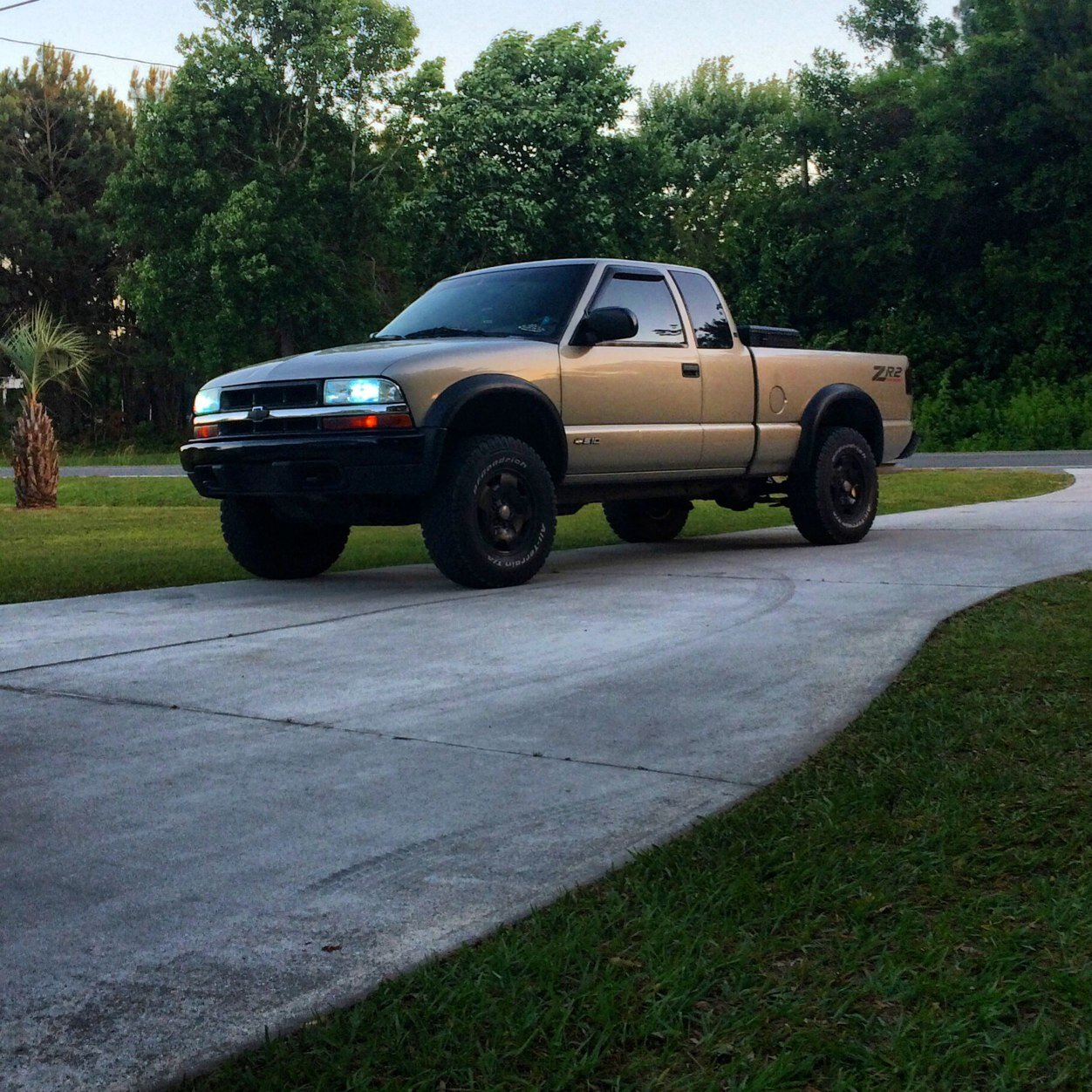 tjcrump10's profile picture. 