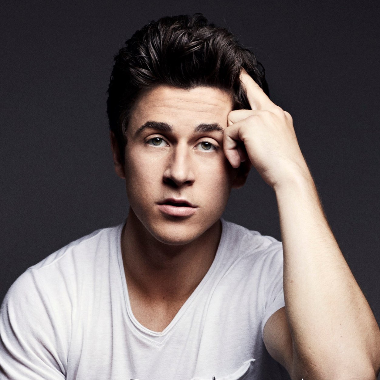 David Henrie Profile