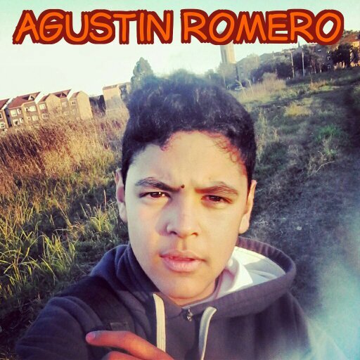 me gusta el futbol y la.musica electronica instagram : agustinromero2 facebook: agustin romero whatsapp: 1158792340
