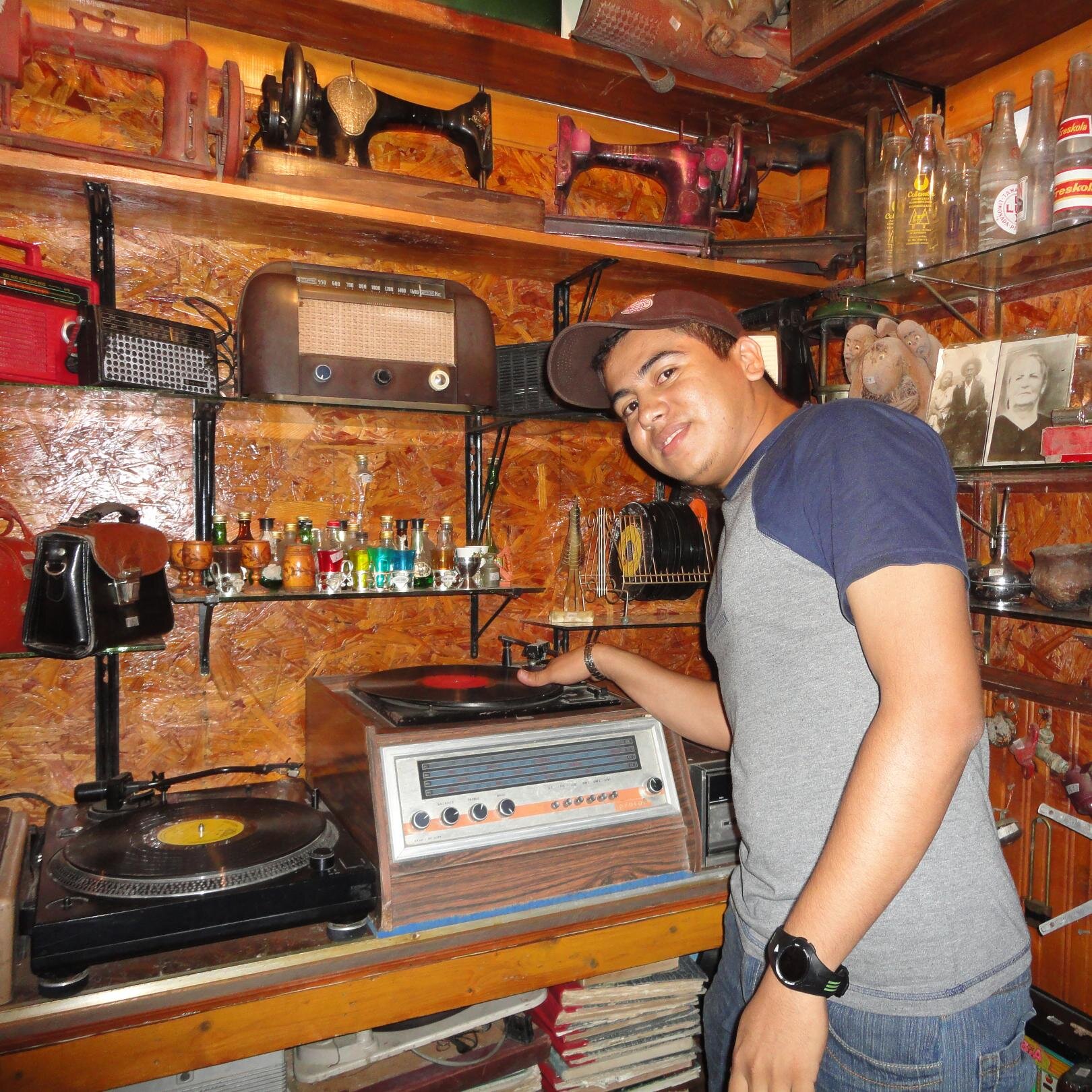 Hancohk's profile picture. Nacido el 24 de julio del 1990,apacionado por la electronica,la tecnologia, los videojuegos,el futbol y las motocicletas...