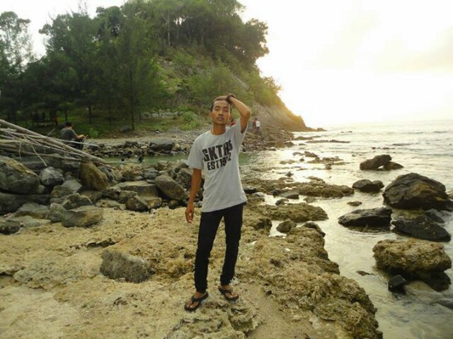 Yang Penting Haapy :)