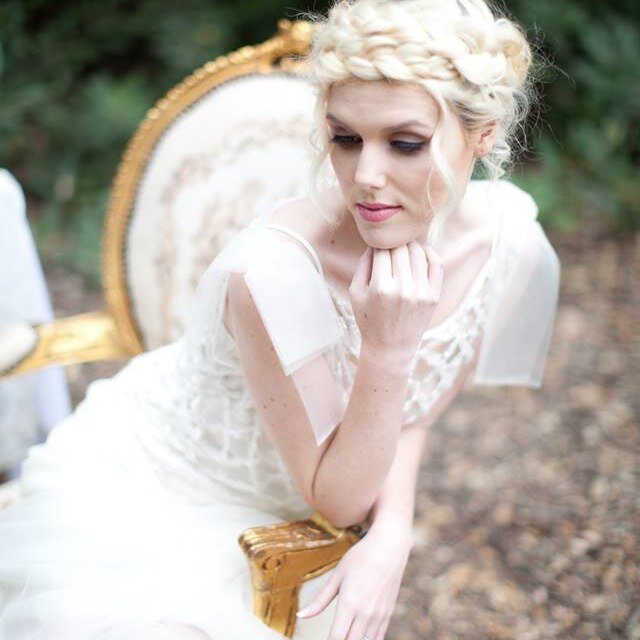 LucyMunozPhoto's profile picture. I'm a photographer and love to shoot with natural light. I also love cupcakes, 80s music, and outdoor malls. http://t.co/dLpaPjguuo