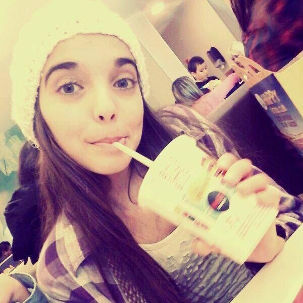 VikiBraccia's profile picture. .