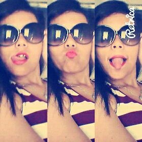 Holy's! Me encanta la musica, bailar&cantar*-* No soi nada normal:3 Soi mui sociable:D &'Cariñosa  soi una Mahomie girl*—*' &Portadora♥. #Sigueme&tesigo:*