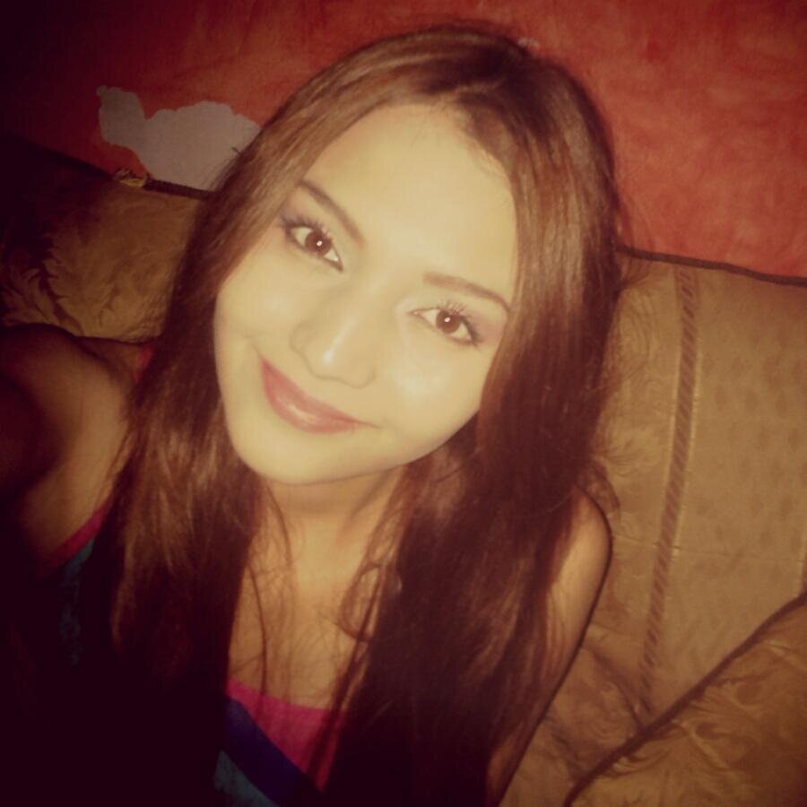 LizethFloresG's profile picture. Sonreír  es la clave de todo
.