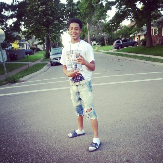 FOLLOW ME,I FOLLOW BACK!!!