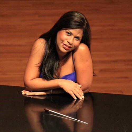 Maestra de música del Departamento de Educación de Puerto Rico como Directora del Programa Coral de la Escuela Libre de Música de San Juan.