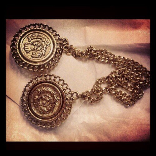 LeoraWolfson's profile picture. I'm a singer/musician. I love to laugh. God is love.