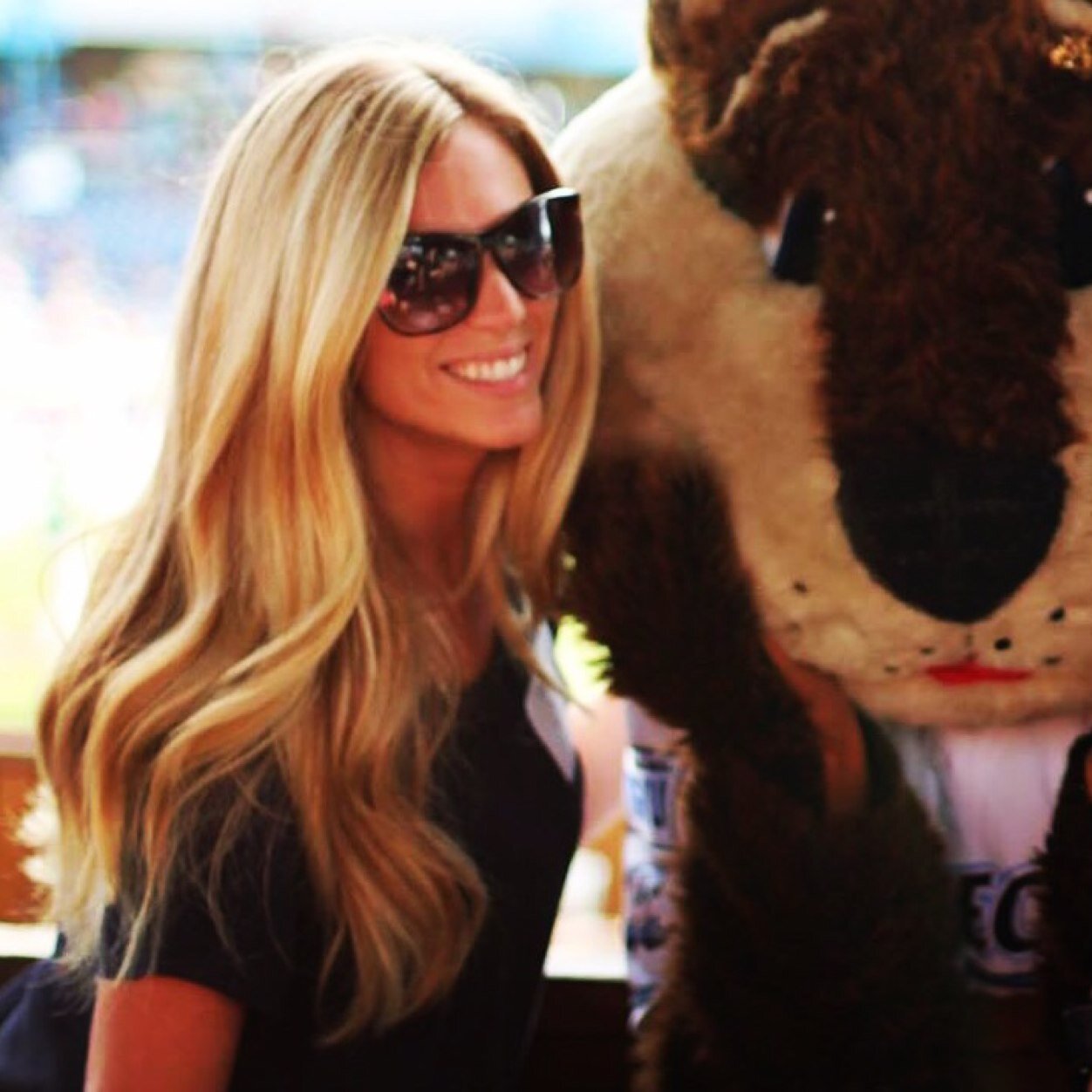 rehcranagem's profile picture. Dogs, jokes and cupcakes.