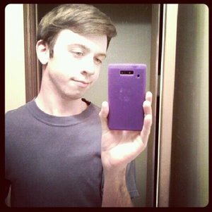 ArmandoU_13's profile picture. 'Cuando niño solo deseaba ser mayor, ahora algunos años mas tarde solo quiero volver a ser niño, sera mucho pedir, no lo creo...?'