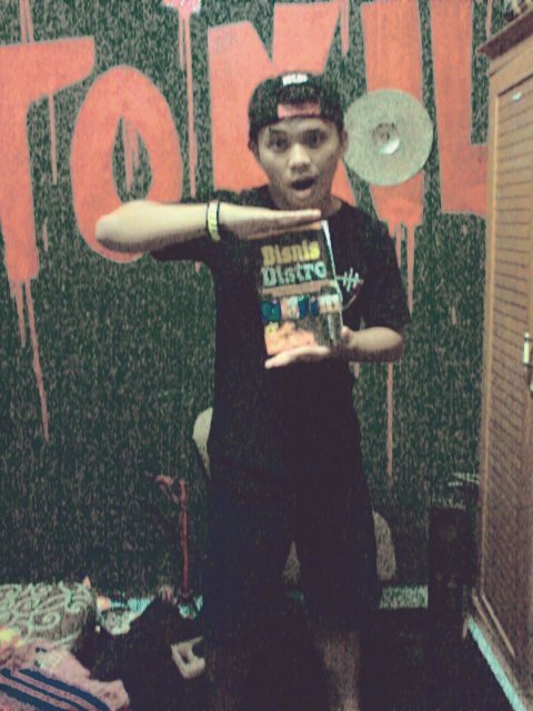 herdyans1's profile picture. i'm support   @EYESSETTOKILL and @furrycitra