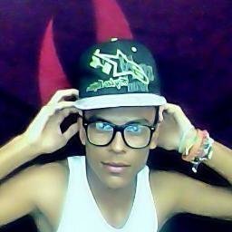 Orlando9_85's profile picture. que debe dominar? ni la razón ni la emoción, La voluntad!