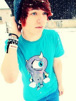 usedfaux's profile picture. H-hey guys I'm Jeremy || Slave~Owned by: @jeremy_unicorn || P-please talk to me || Taken by Jeremy also ♥