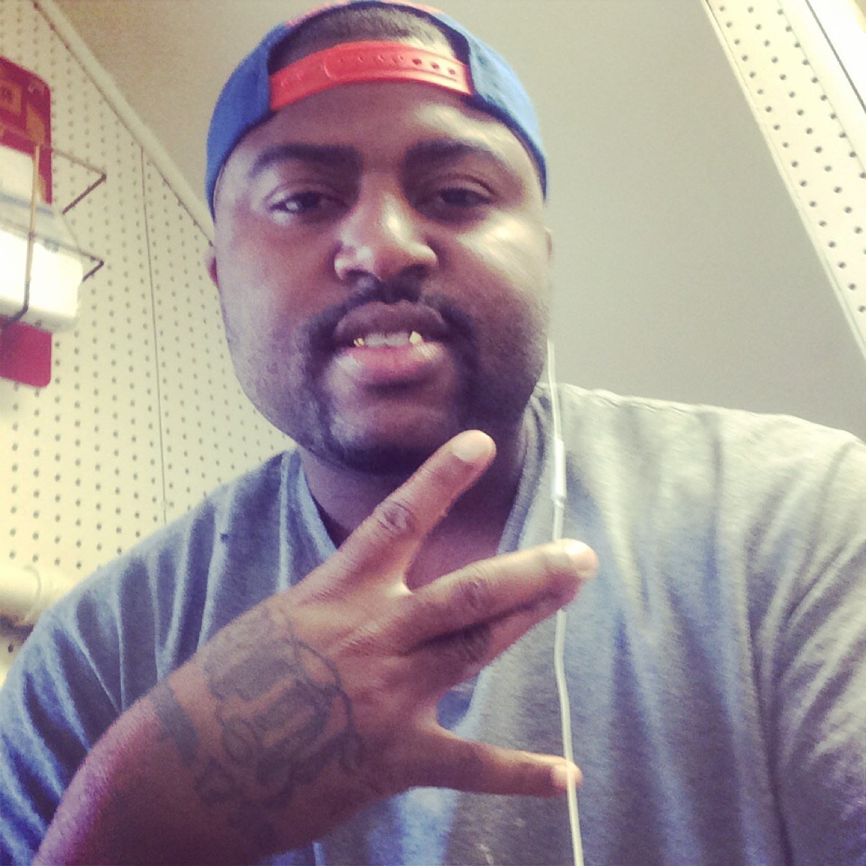 GET THAT MONEY GET THAT MONEY GET THAT MONEY HOLD LOTA MONEY HOLD LOTA MONEY