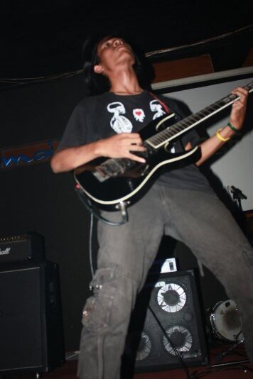 ariecantona1's profile picture. TAHTA, HARTA, DAN WANITA ♡♥♡ || Guitaris Lead @band_naomi