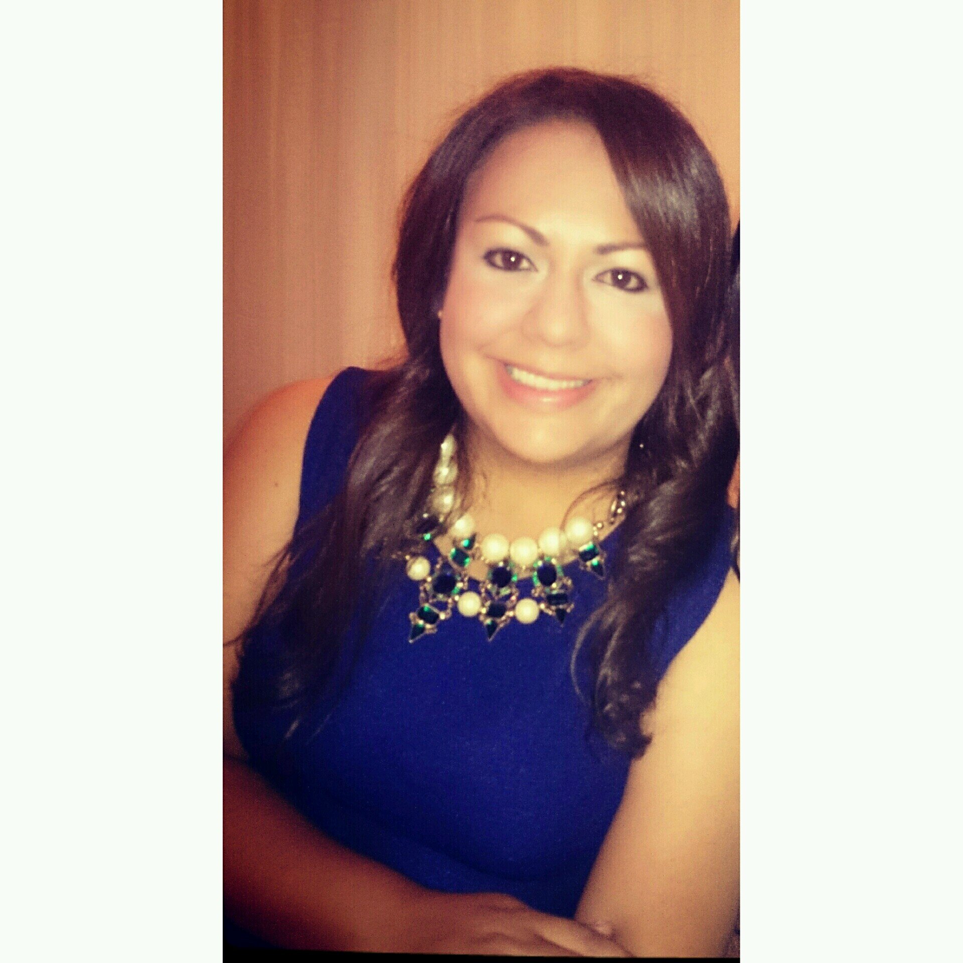 totirola's profile picture. Nací un 23/03/83 hija d mis padres,hermana d mis hermanas y tia d mis sobris, vivo mi vida y djo vivir a los demás, soy alegre súper amigable y cero enrrollada.