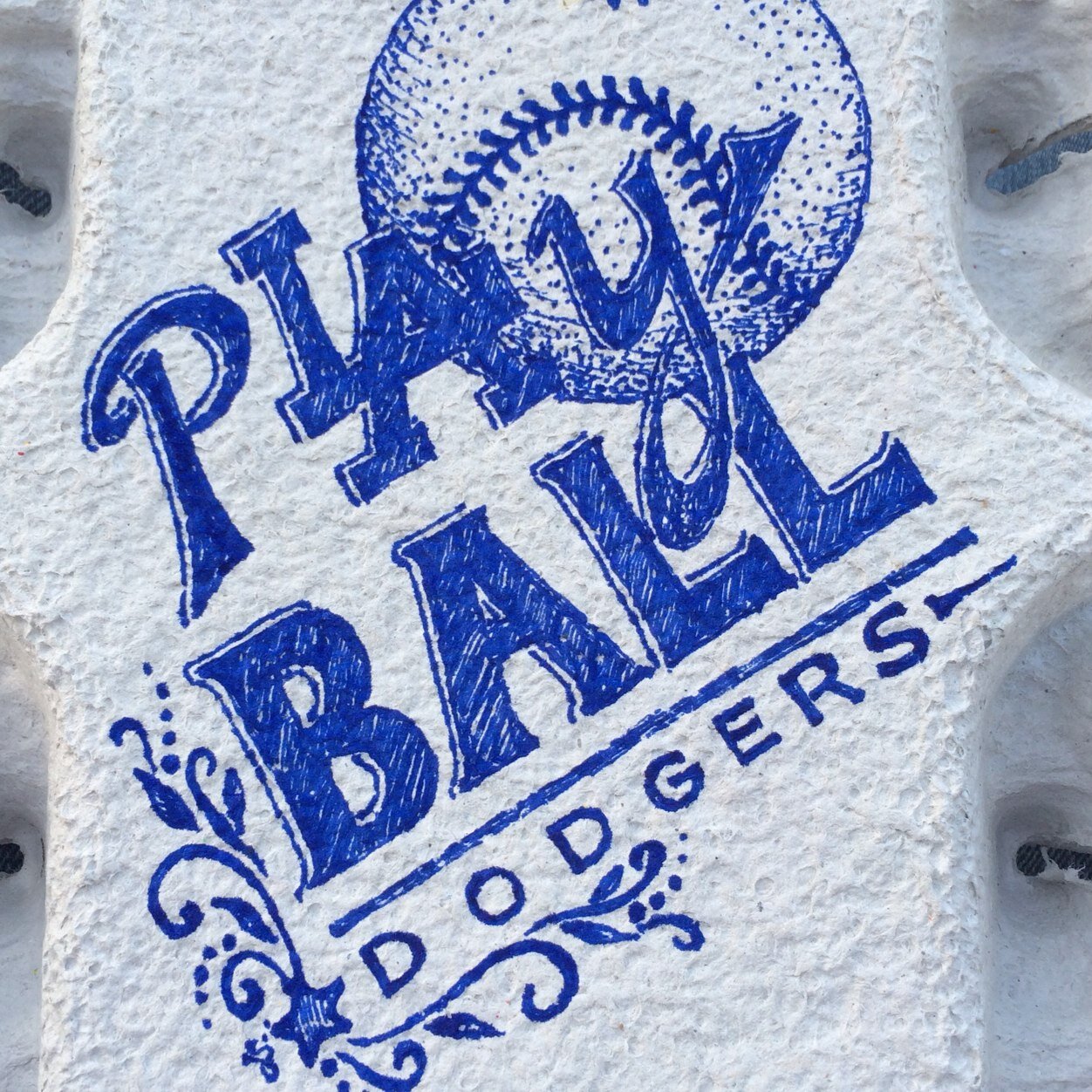 LA Dodgers season ticket-holder for 10+ years, graphic designer/artist. I use recycled food trays to make art at each game I attend. Instagram @dodgertrayart