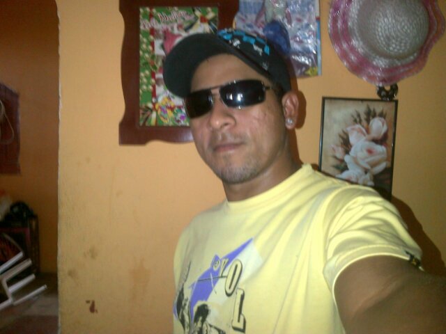 elchapi_05's profile picture. moreno, 1.70 mts, cuerpo atletico, estudios tecnicos en administracion de aduanas.