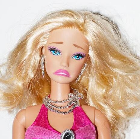 galwithnofilter's profile picture. Class in a glass, brutally honest for your entertainment