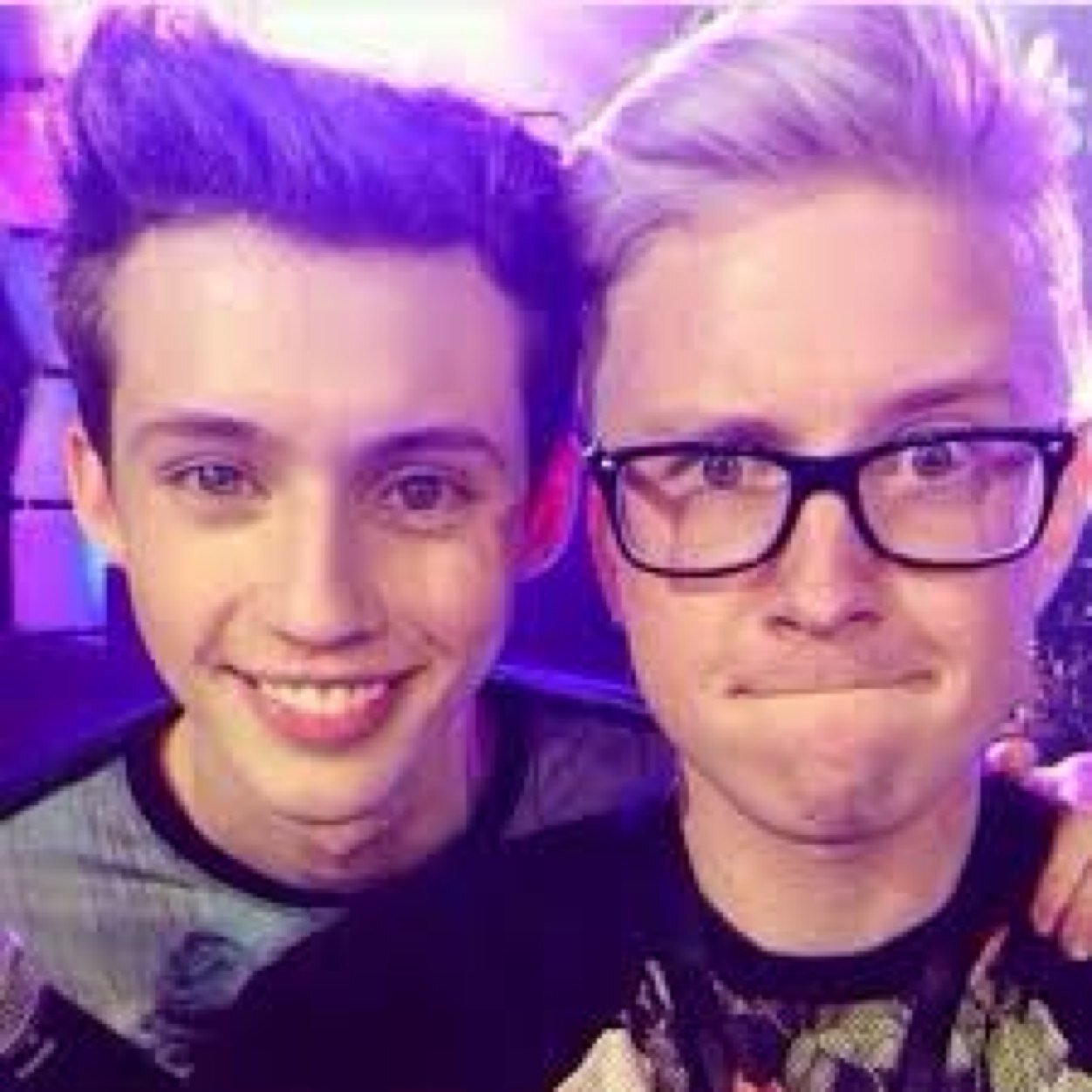 Fanpage for Tyler Oakley and Troye Sivan