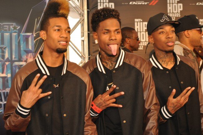 KarlaNoyer's profile picture. books. music. food. wifi.