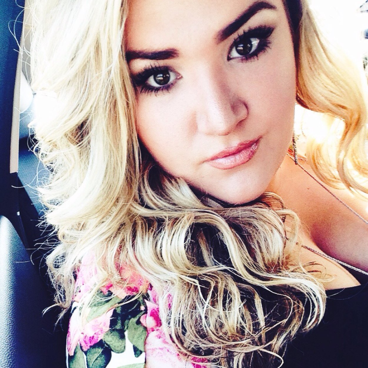 MaddieHartline's profile picture. Music. Art. Life. Blonde. 21 years old.