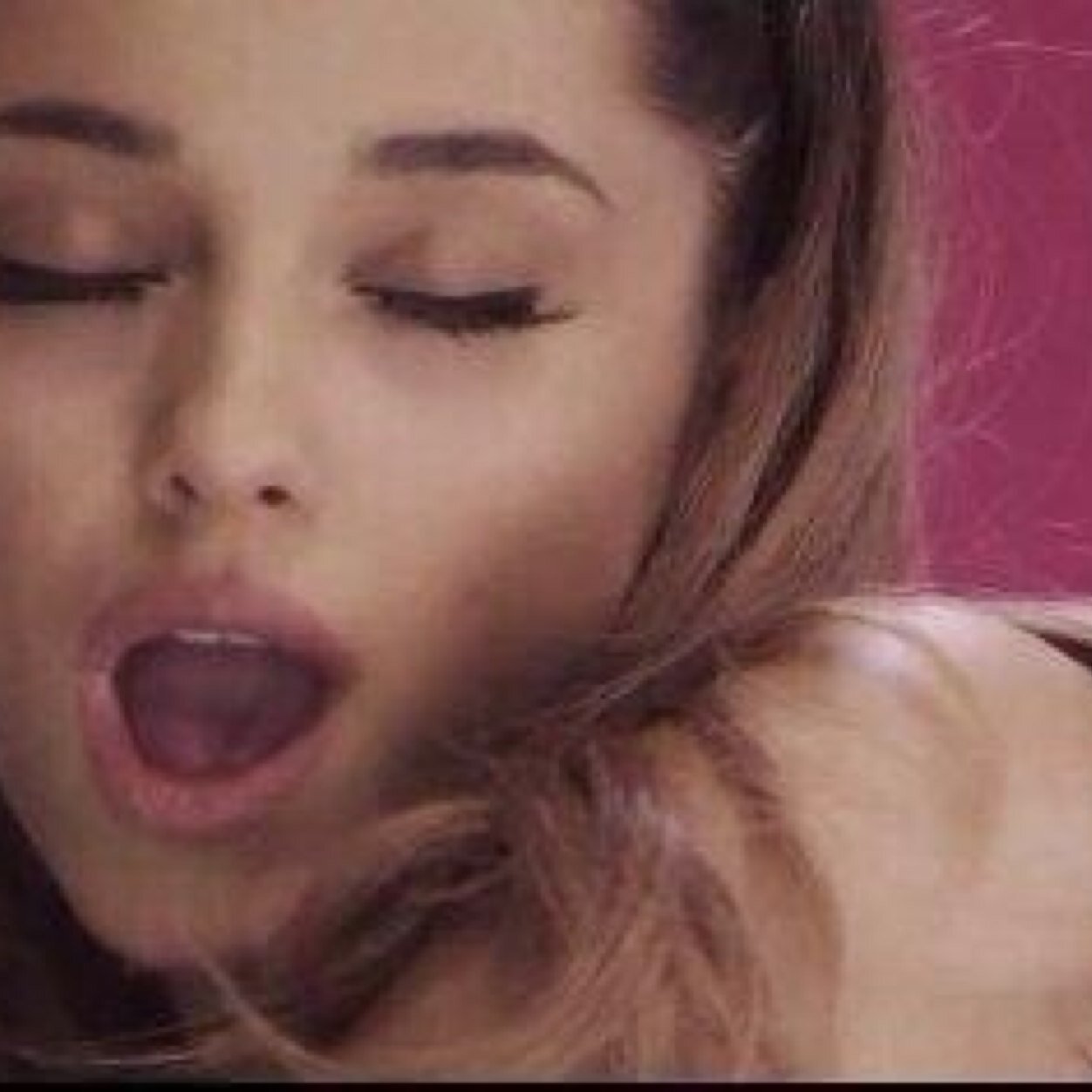 Saw Ariana live this year!!!!!!