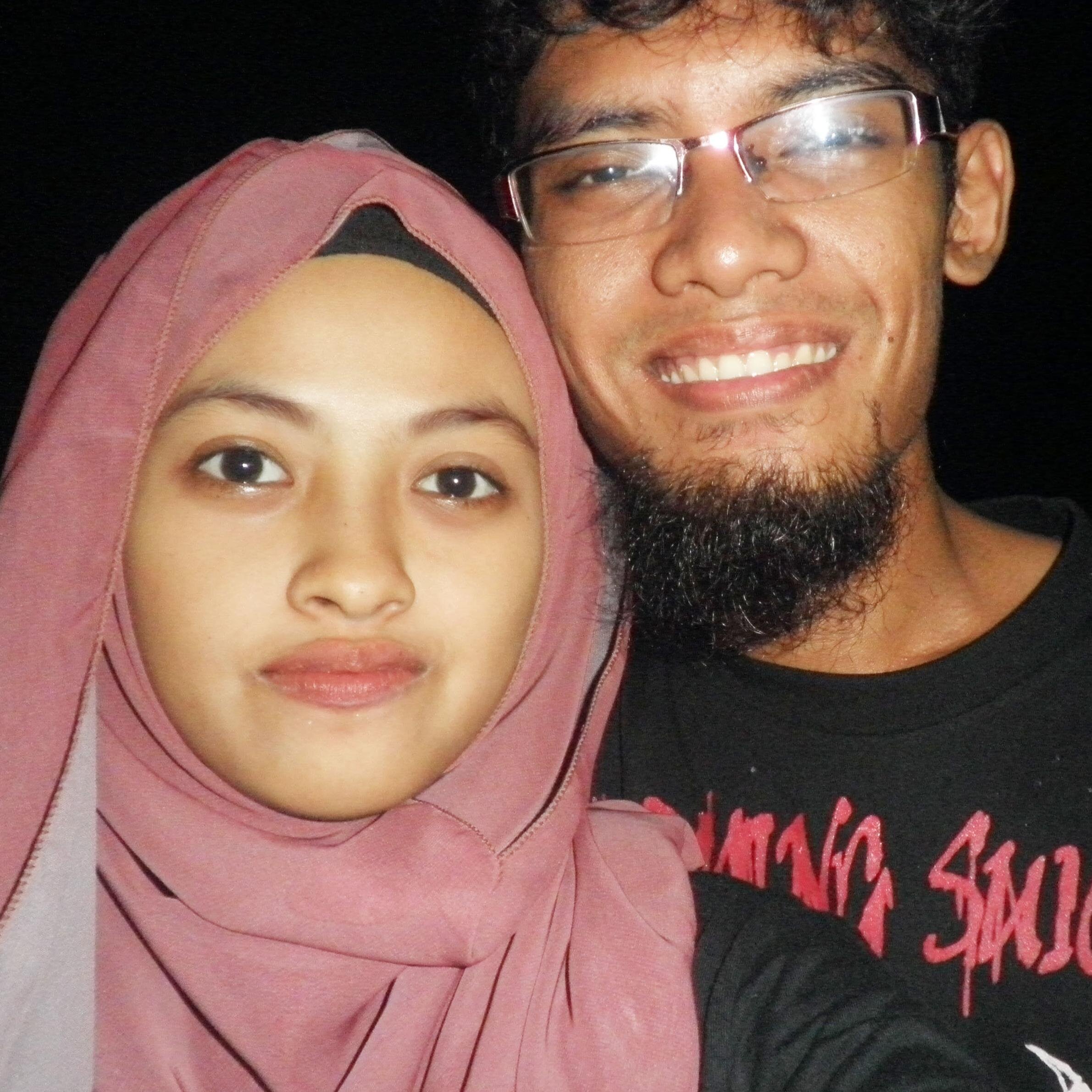 SodiqMahfud_'s profile picture. @awalia08 & SulthonMahfud & BasyasyaShahiaMahfud❤️