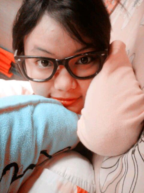 Miera syg less semua . Boy miera tak layan sgt . Miera suka melancap sampai pancut . Love Ps and Dm :p