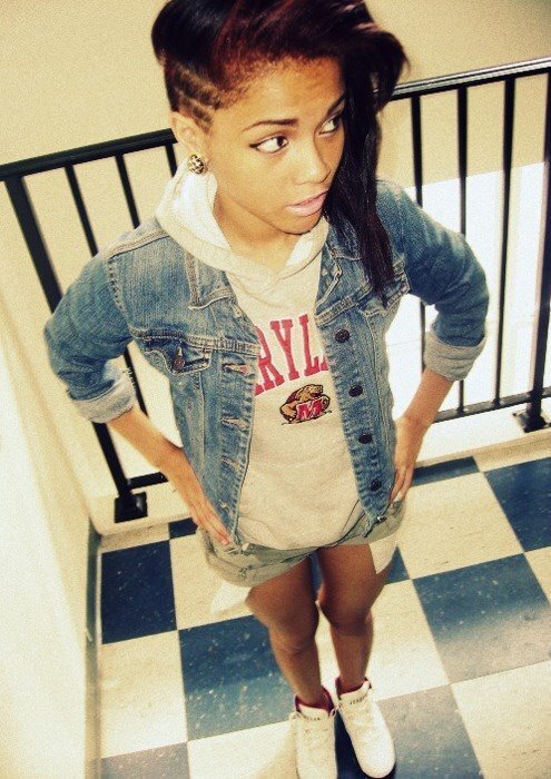 15 years old, taken, fivay student, artist, singer, snowboader, volleyballlerrr lol