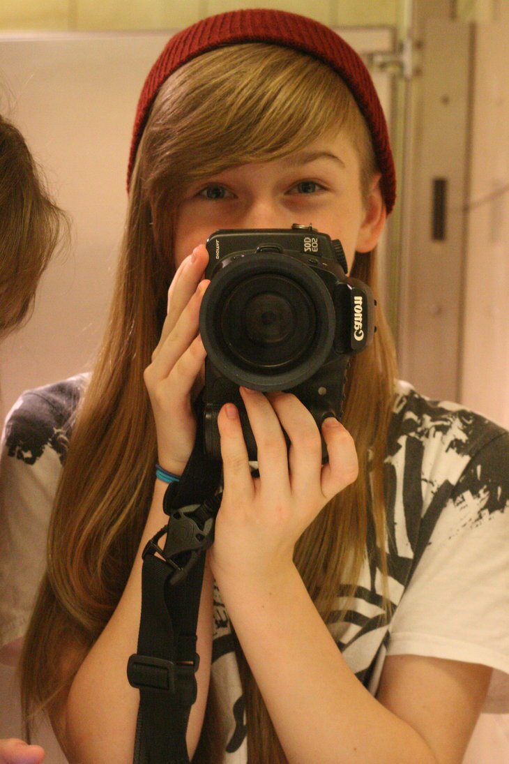 KaronDicola's profile picture. I really like instruments and music and theatre and tea