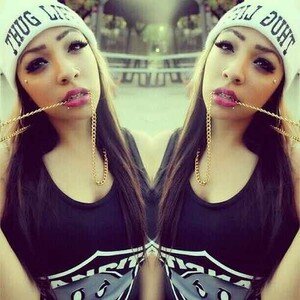 MaisieVanhoy's profile picture. Thee names Katie, from Rochester NY, a college kid, a big Yankees fan, singer & dancer, and I'm 20 (: