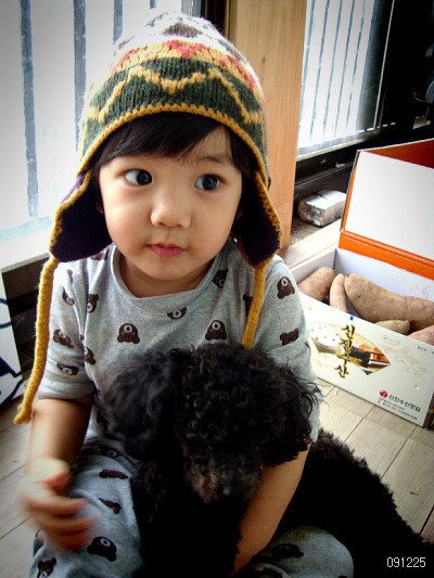 ✨ HI! This is a free follow ✨ Don't followback this acc ✨ Please follow me from my real account @hoseokgrrred and have more free follows ✨ Gomawoyo ~ ♥