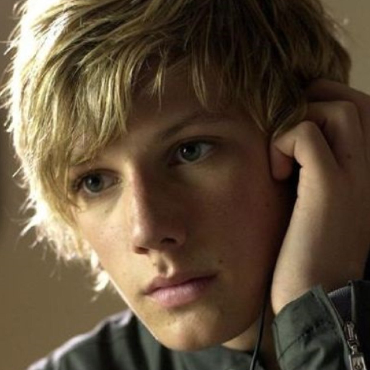 世界イケメンbot Ikemen222 Twitter