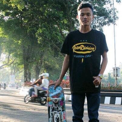 Follow me | folback? mention me BBM 32A11F0B #Angelovers • Just the way I am
