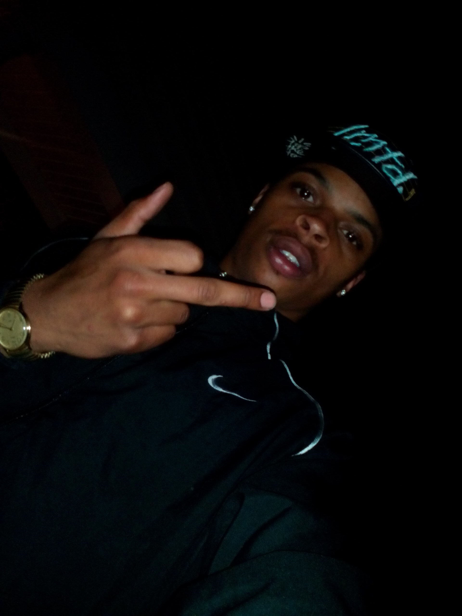 the ones dat talk shit about me , is the same ones who had they hands out when I had sum .
