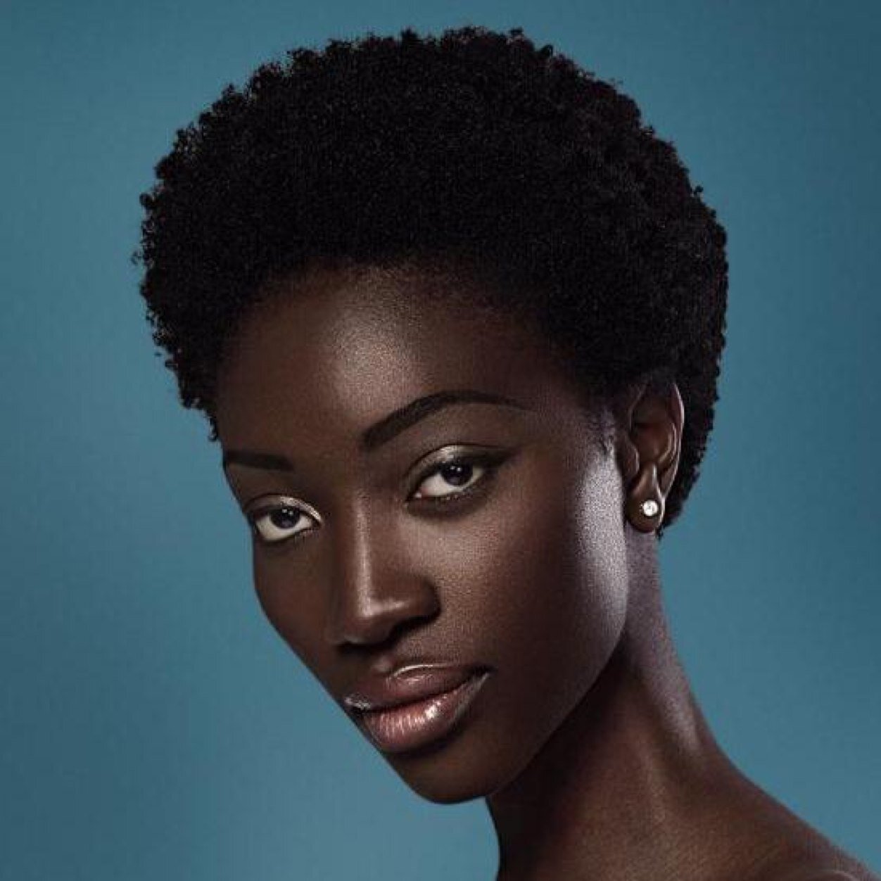 BethanyWhite_6's profile picture. Beth by day, Wolf by night.