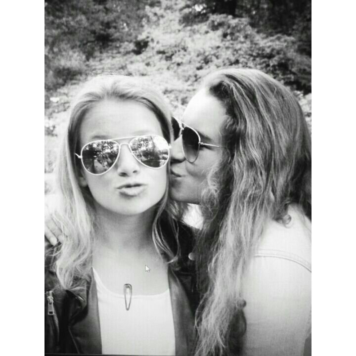 caya my sister till the end♥