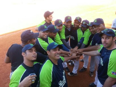 Equipo de softball con el objetivo de compartir y disfrutar cada partido. Somos RAngers, somos una familia!
