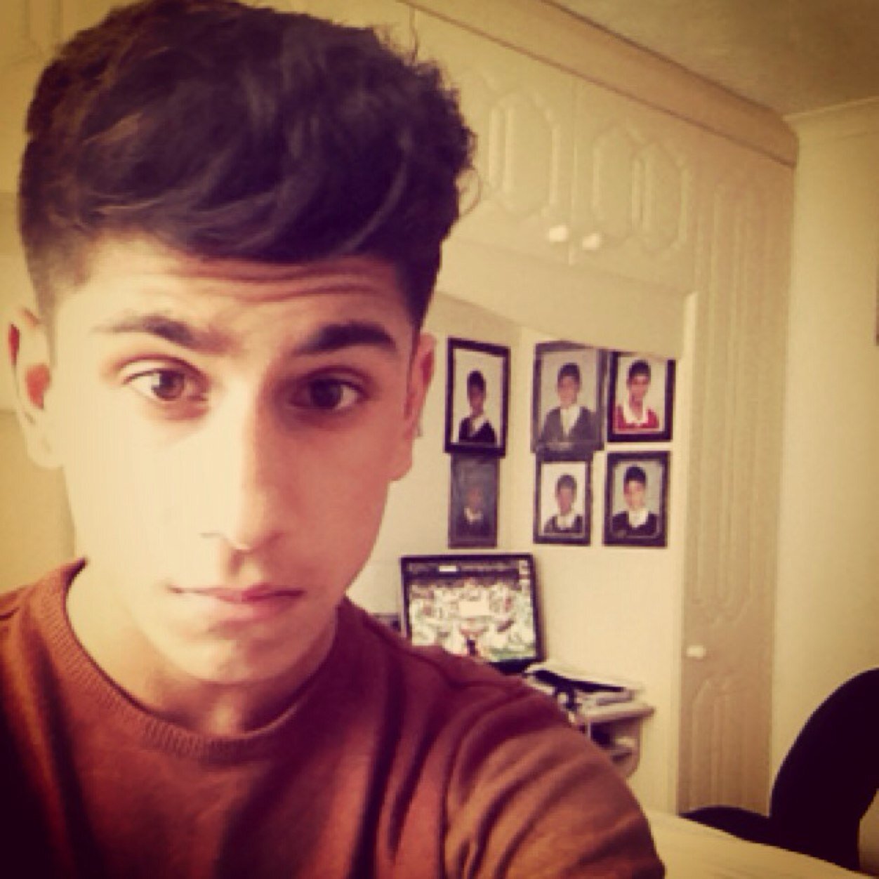 Once a belieber, always a belieber. Follow for a follow back! https://t.co/8BOvrn2JSP snapchat~amanxdhesi bbm~74B12B2A