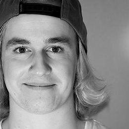 ValentinsMuehle's profile picture. Your average dude on twitter.