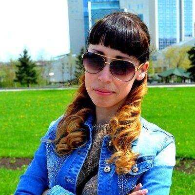 Привет всем. Люблю общаться на разные темы. По жизни довольно раскрепощенная. Хочу мыслить беззаботно. Живу в прекрасном городе.