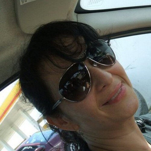 c_caarito's profile picture. 