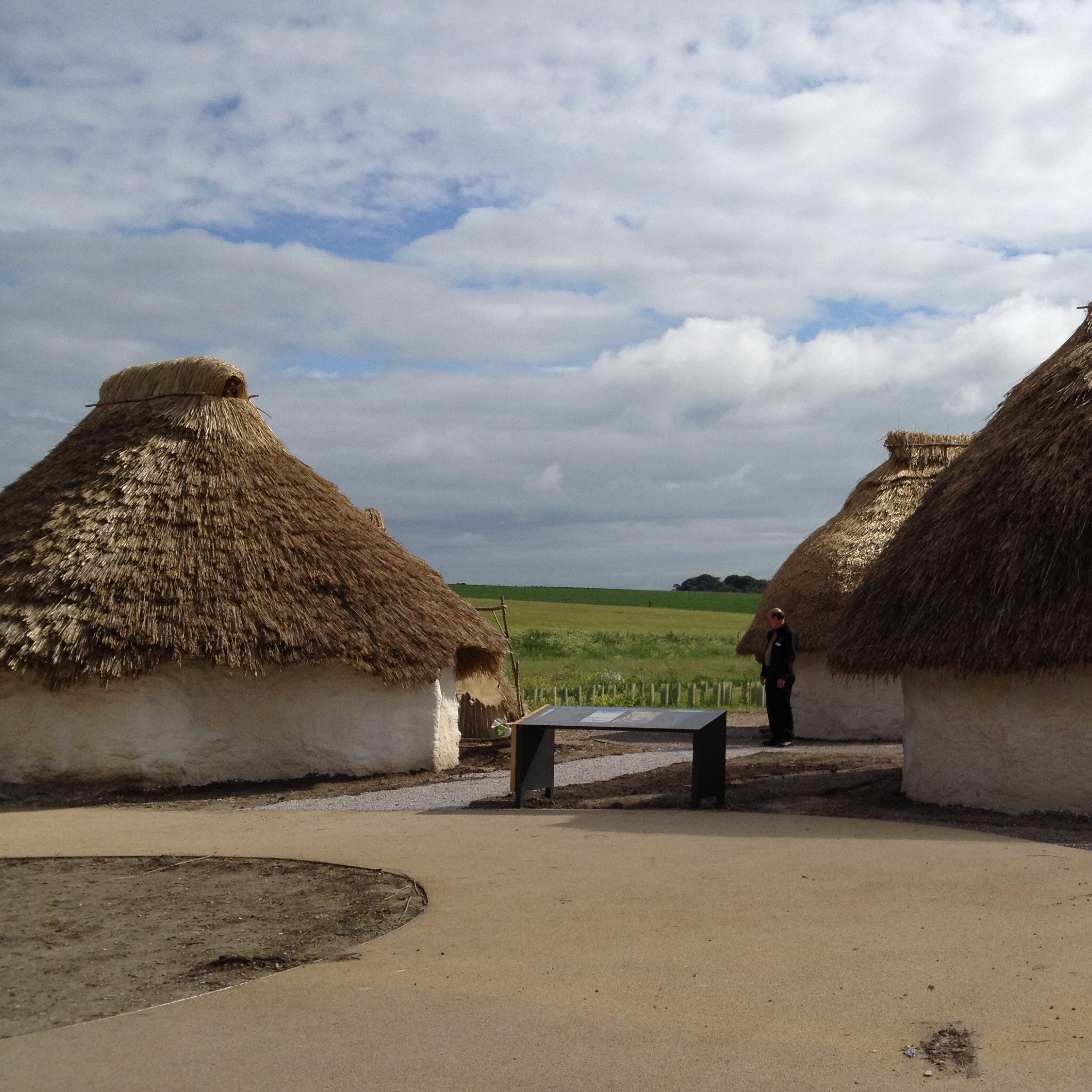 Stonehenge Neolithic Houses - an English Heritage experimental archaeology project to build houses from 2500 BC at Stonehenge. Follow our blog for updates!