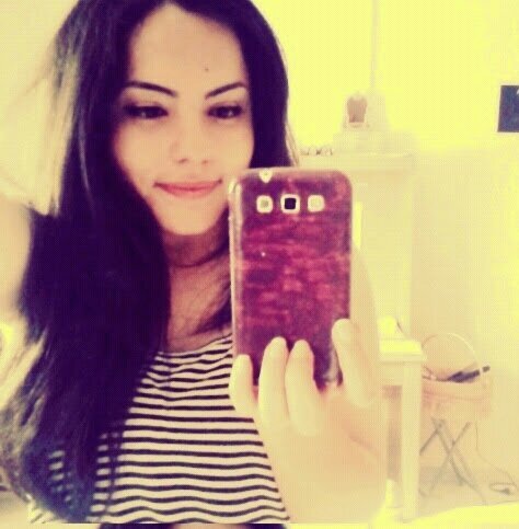 follow me (: ill auto follow you back (: i wanna talk to everyone on twitter metion @ me