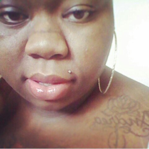 MoneyTrain Dreaaaaaa About
 her money fasho.... follow me on INSTAGRAM @queen_dreaaaa