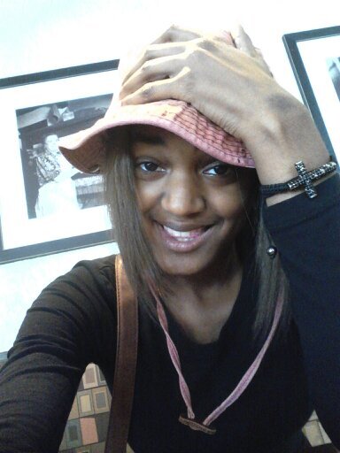 just #livingLife striving to keep GOD first . R.i.P Melivn McDaniel ( PaPa ) R.i.P Cordell ( big bro Fell ) R.i.P Tianna ( Twin T )